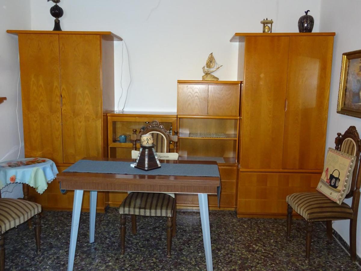 Apartament Andreas Studio With Private Parcking Triovasálos Zewnętrze zdjęcie